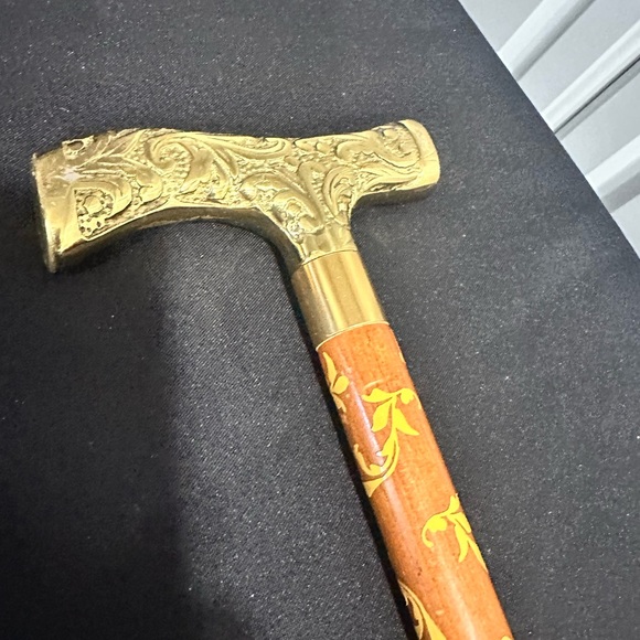 Custom Made Brass Handle Floral Vintage Walking Cane Black Tip 31” tall - Picture 6 of 9